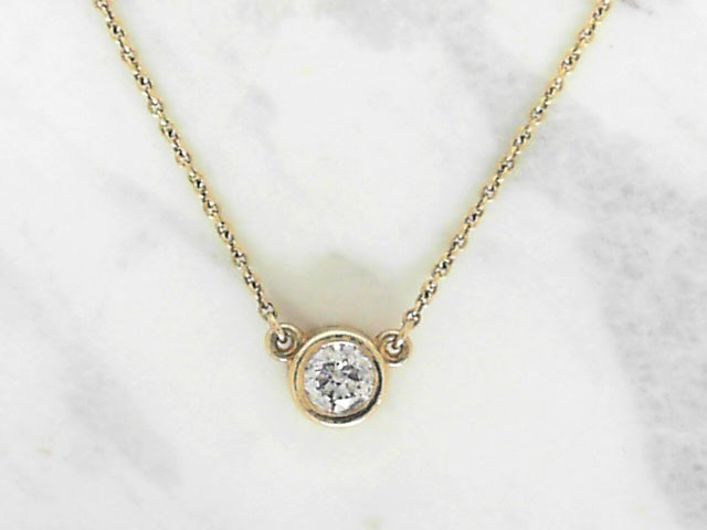 1/2ct diamond bezel solitaire nacklace