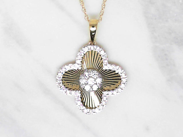 Diamond Reversible Alhambra poendant