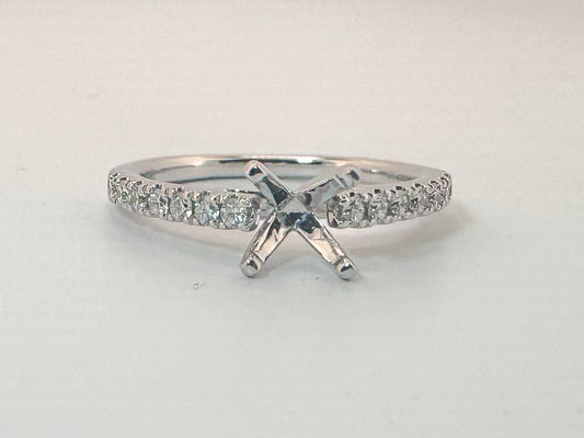 14K, white gold .25 diamond total weight, cathedral semi mount.