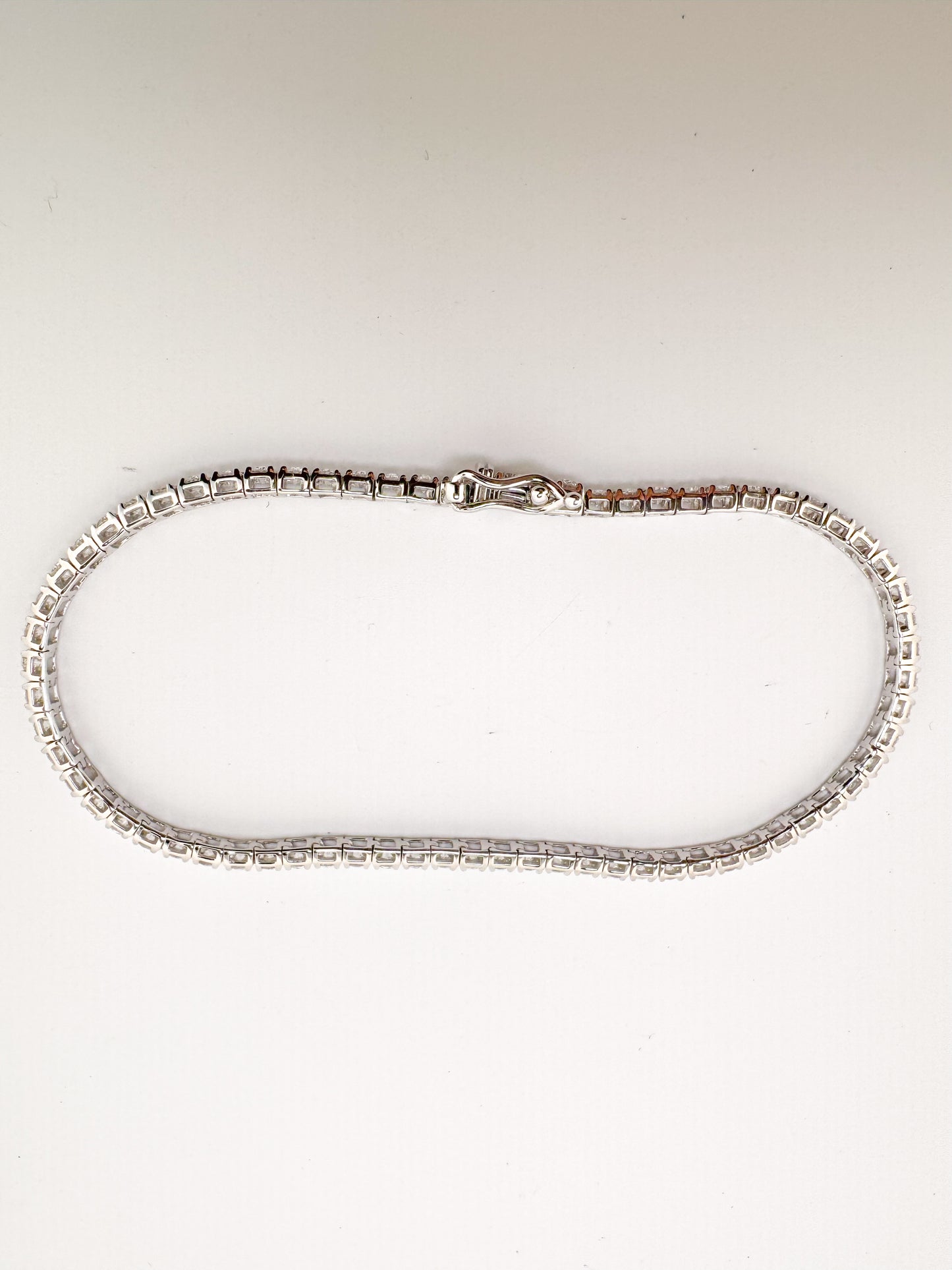 14k, whtie gold 3.00 carat total weight lab grown diamond tennis bracelet.