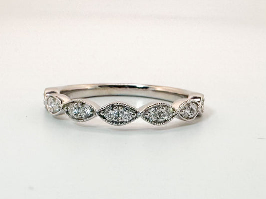 14k, white gold, .25 carat total weight, scalloped natural diamond band.