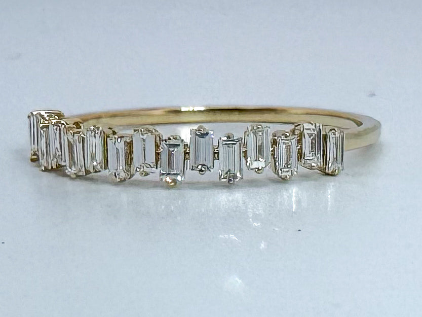 14K, Yellow gold, staggard baguette, natural diamond band.