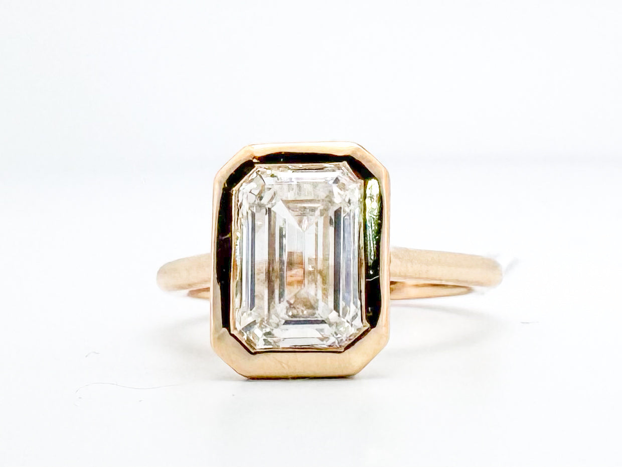 14k, Yellow gold,emerald cut, lab grown diamond engagement ring. IGI certified