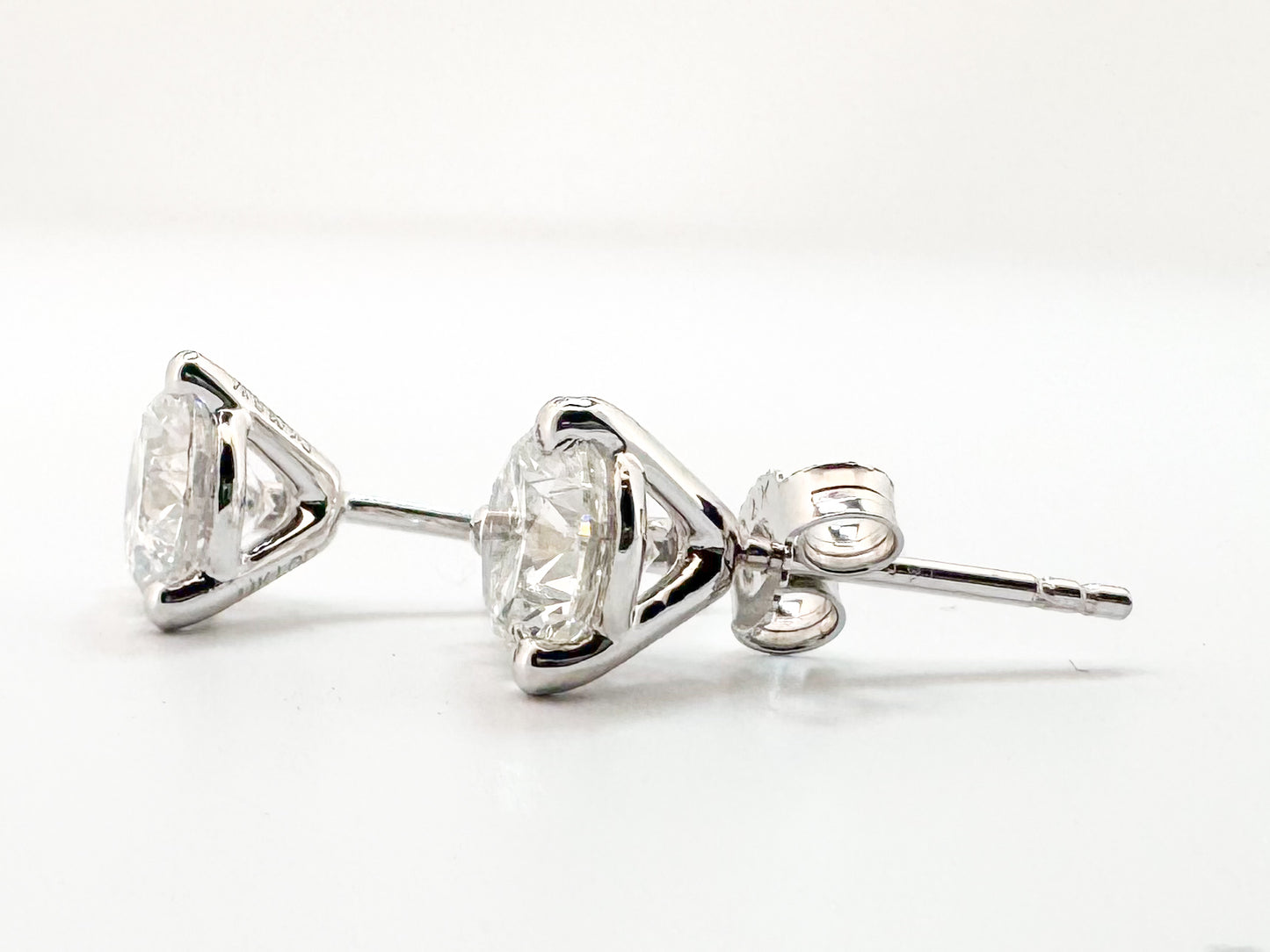 14K, white gold 2.00 carat total weight lab grown diamond stud earrings .