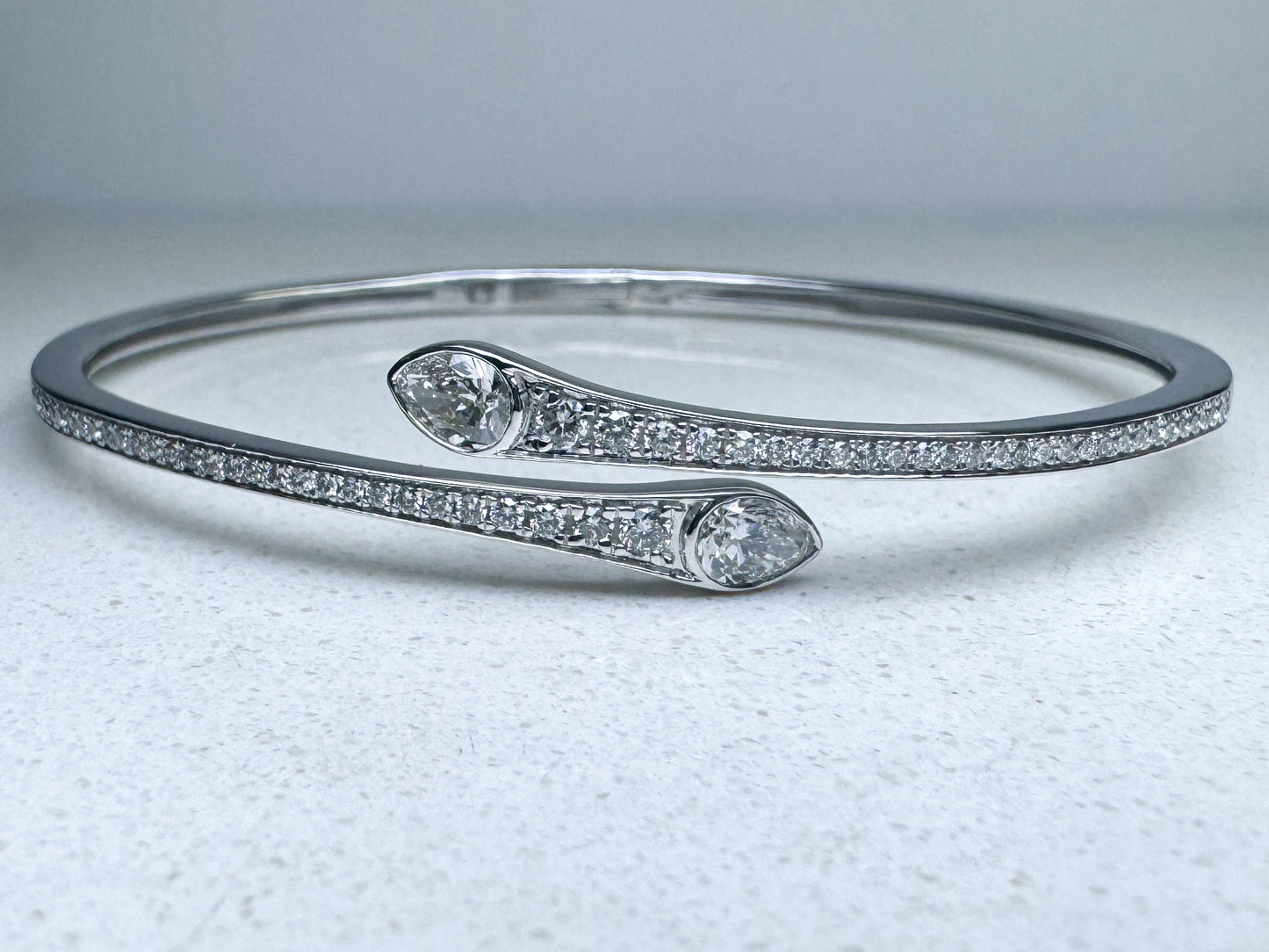 14k, white gold 1.14 carat, diamond bangle bracelet