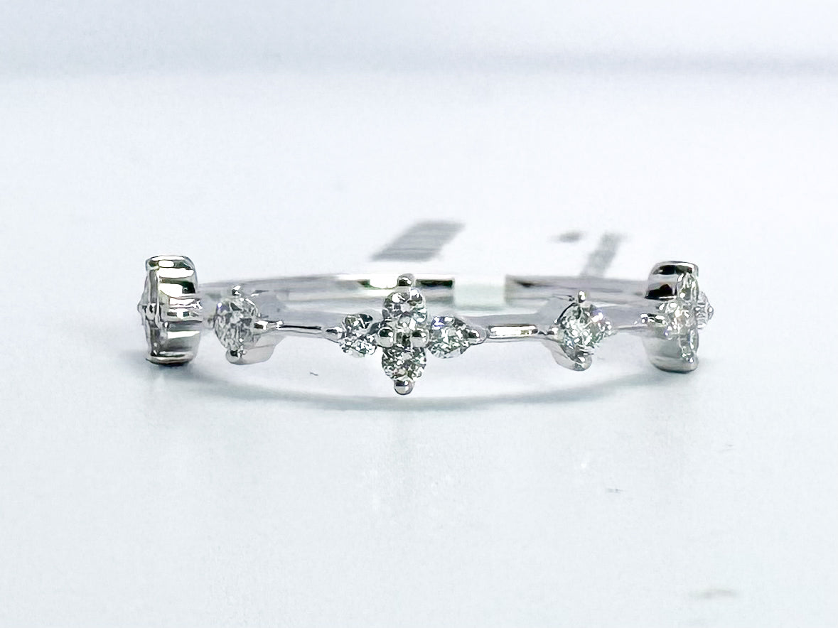 14kw .20 dtw diamond wedding/anniversary band