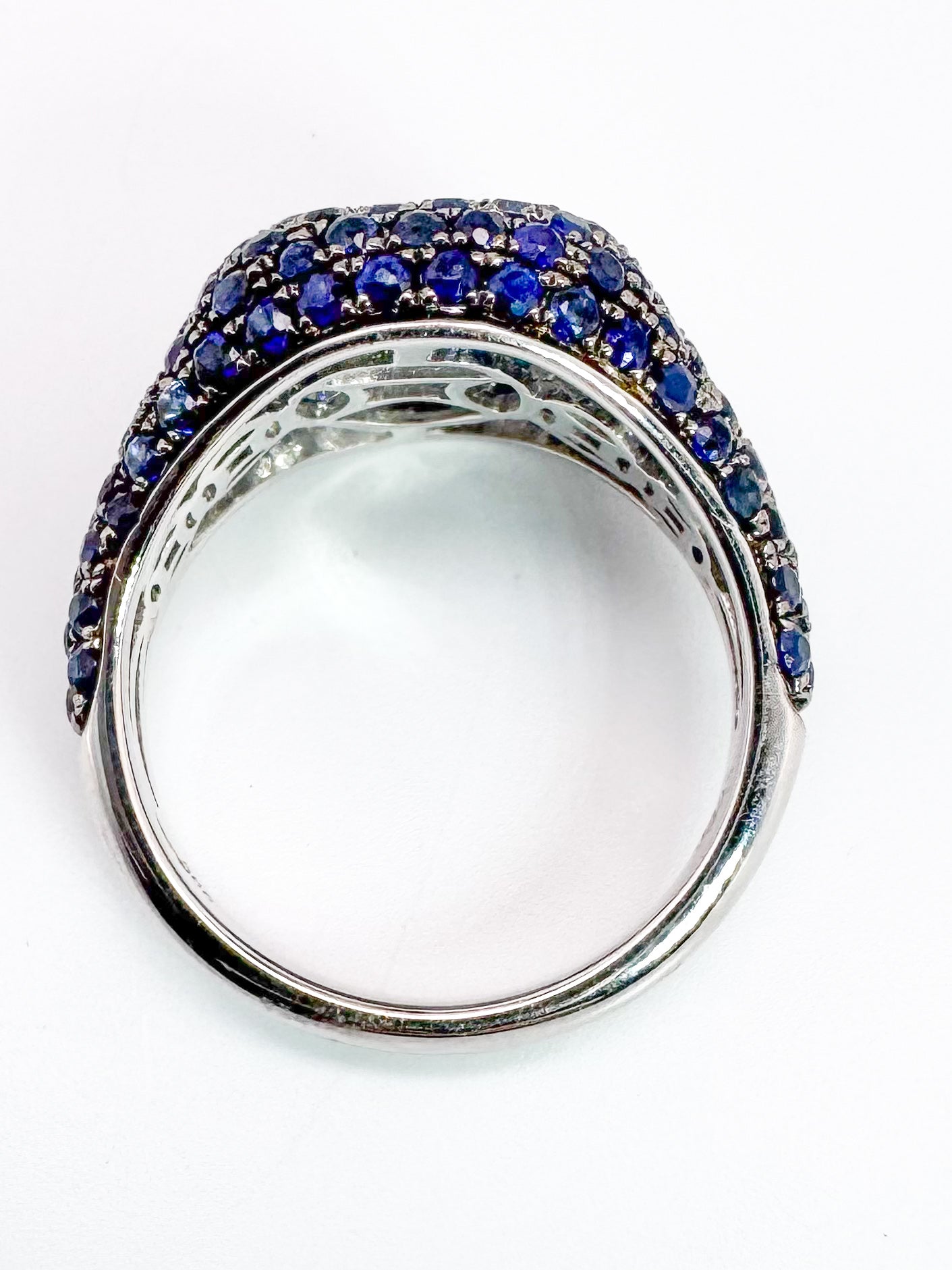 14K, White gold, 1.74 carat total weight natural sapphire pinky ring.
