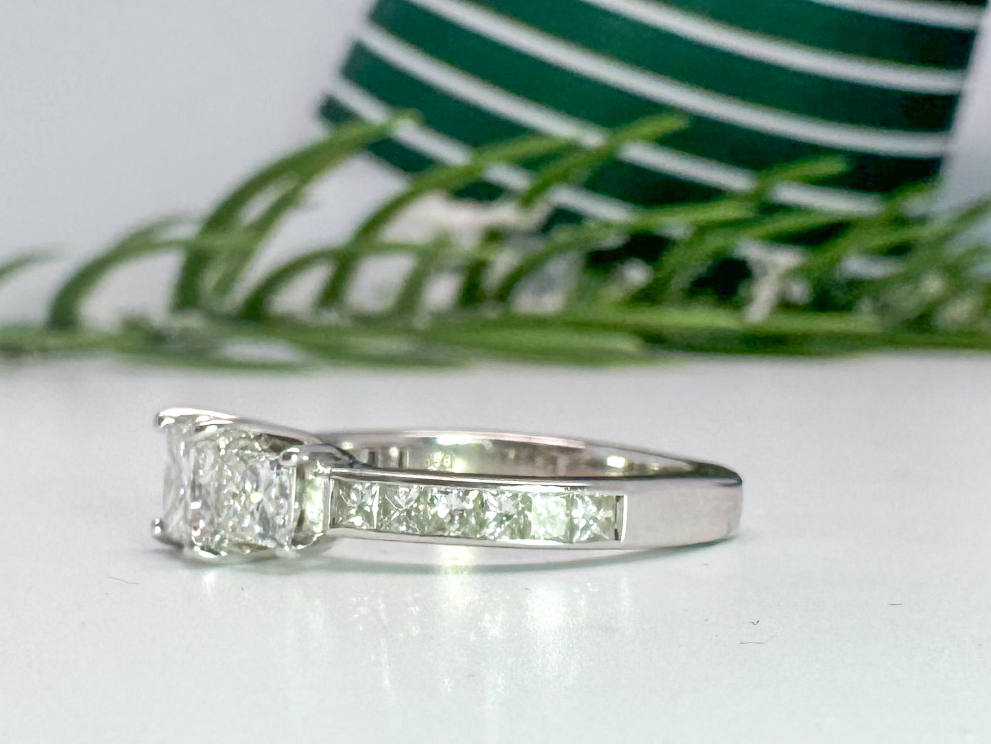 14k, white gold 1.47 natural diamond total weight, diamond engagement ring.