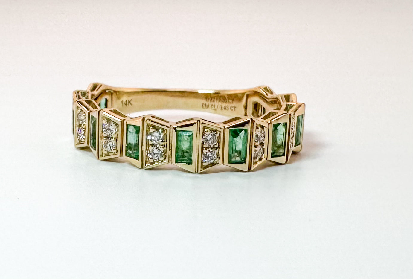 14k, yellow gold natural diamond and emerald fashion ring.