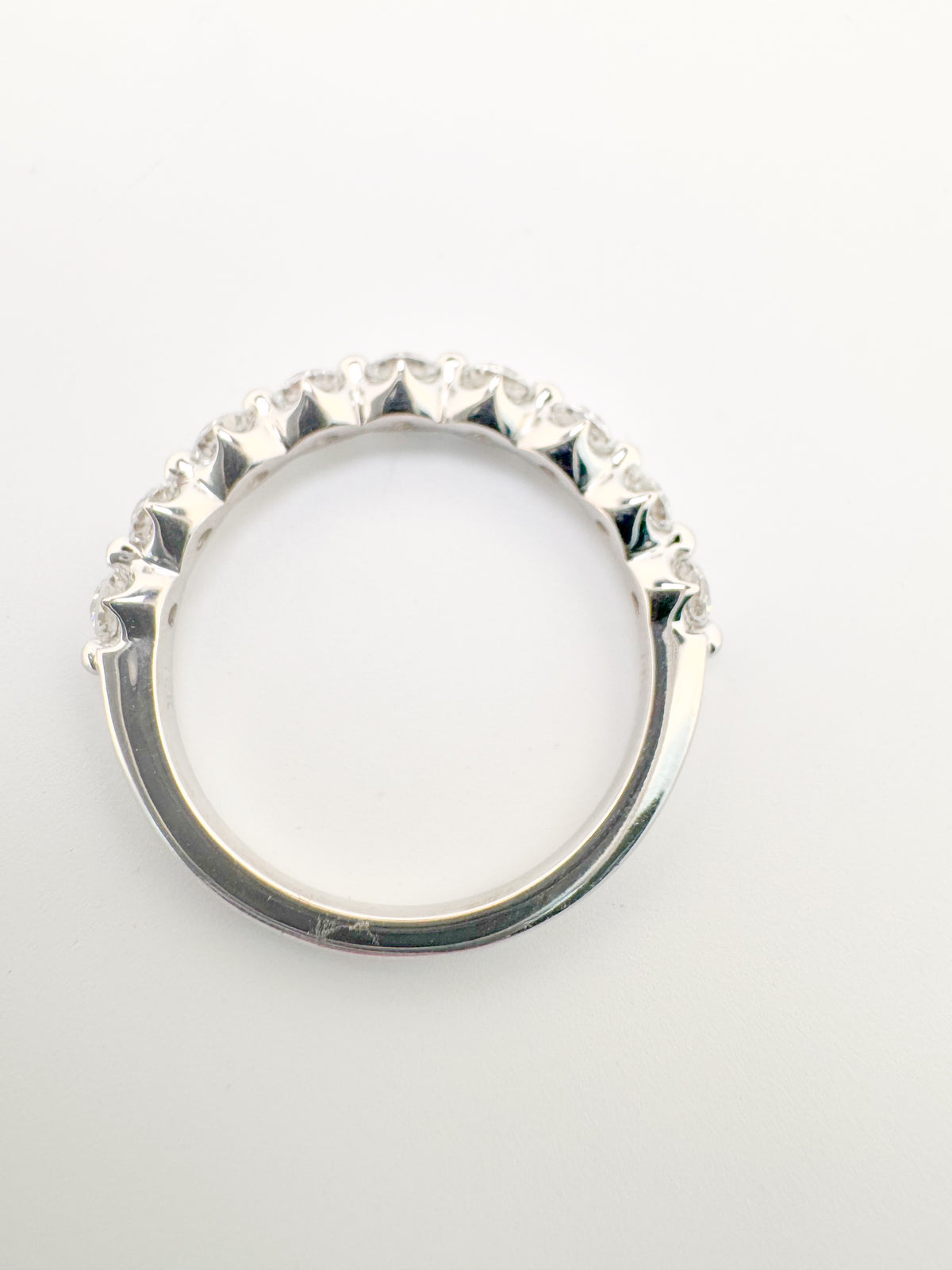 14K, White gold, 1.00 carat diamond wedding/anniversary band.