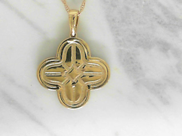 Diamond Reversible Alhambra poendant