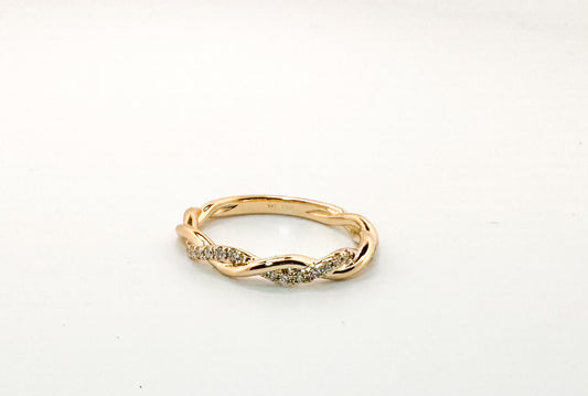 14K .15 diaond total wight, natural diamond twist band.