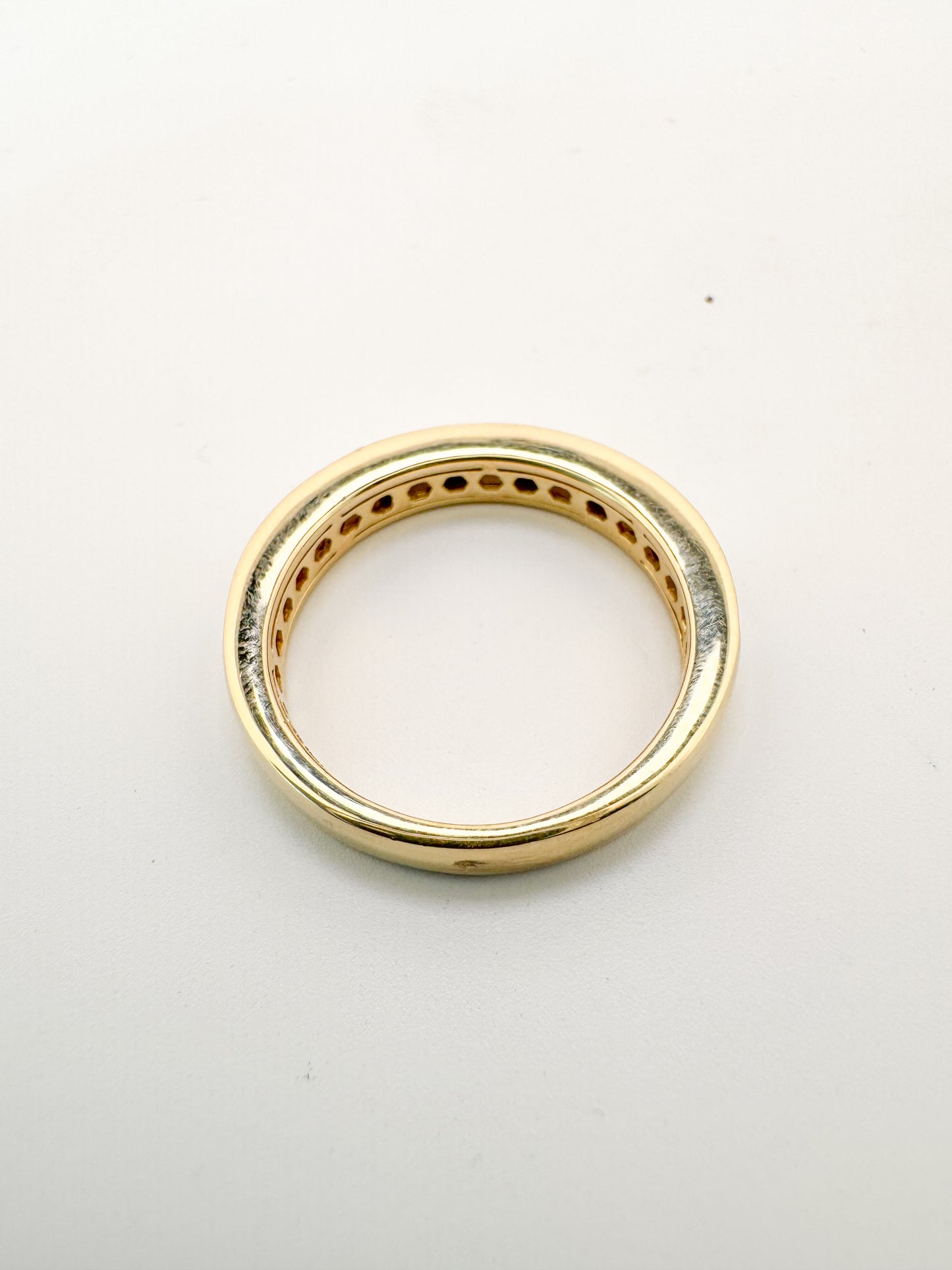 14k, yellow gold .83 dtw VS1 H-I baguette band