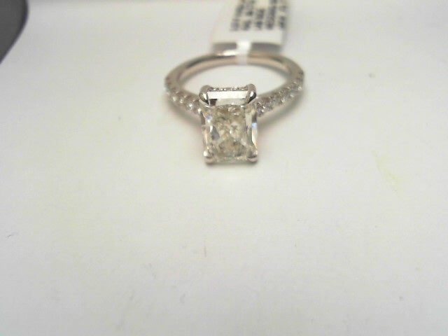 14K,White gold, 3.07 carat raident cut diamond wedding set. .68 side diamonds. IGI certified