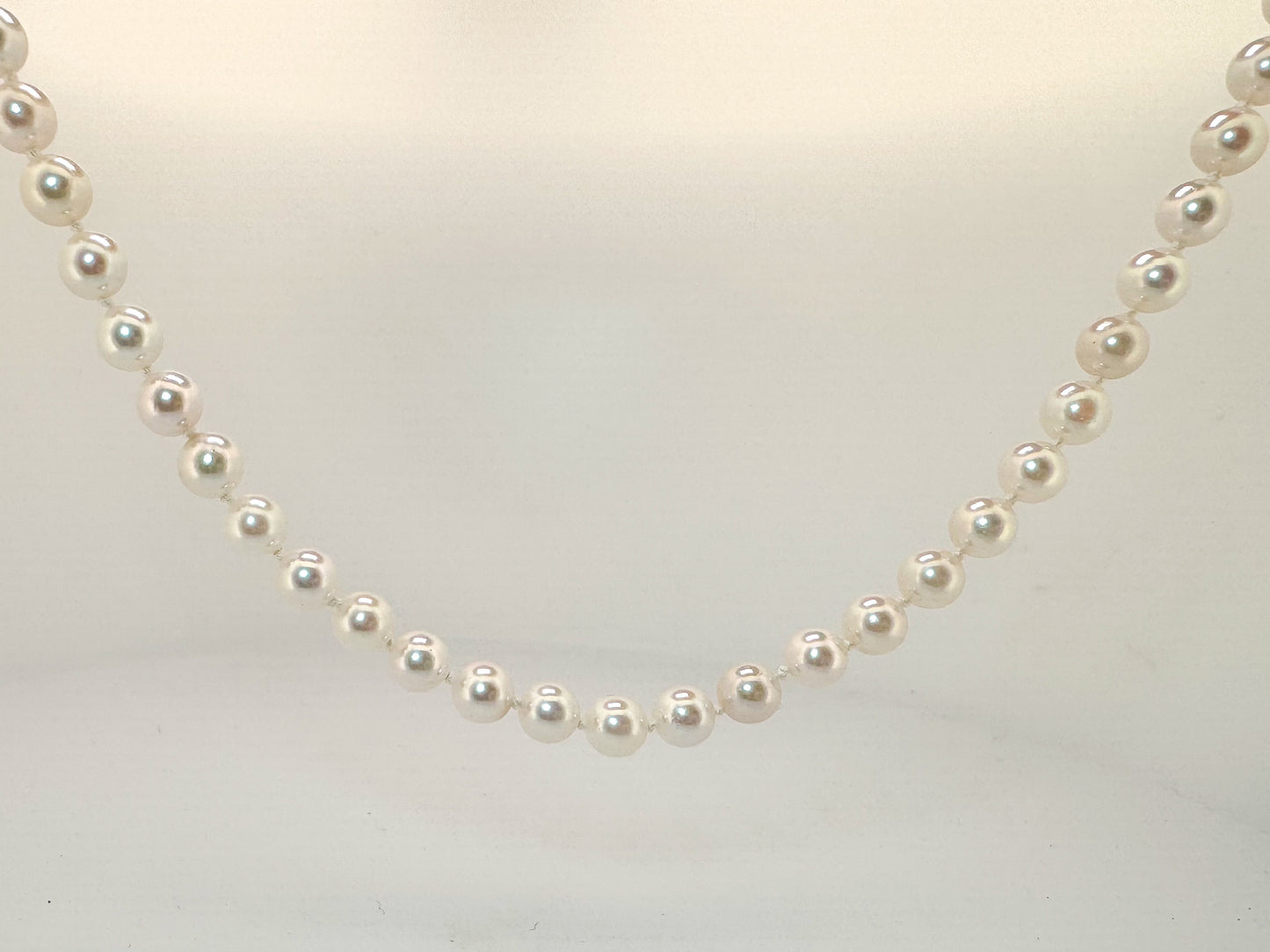 14KW 18" Akoya pearl strand 5.5-6mm