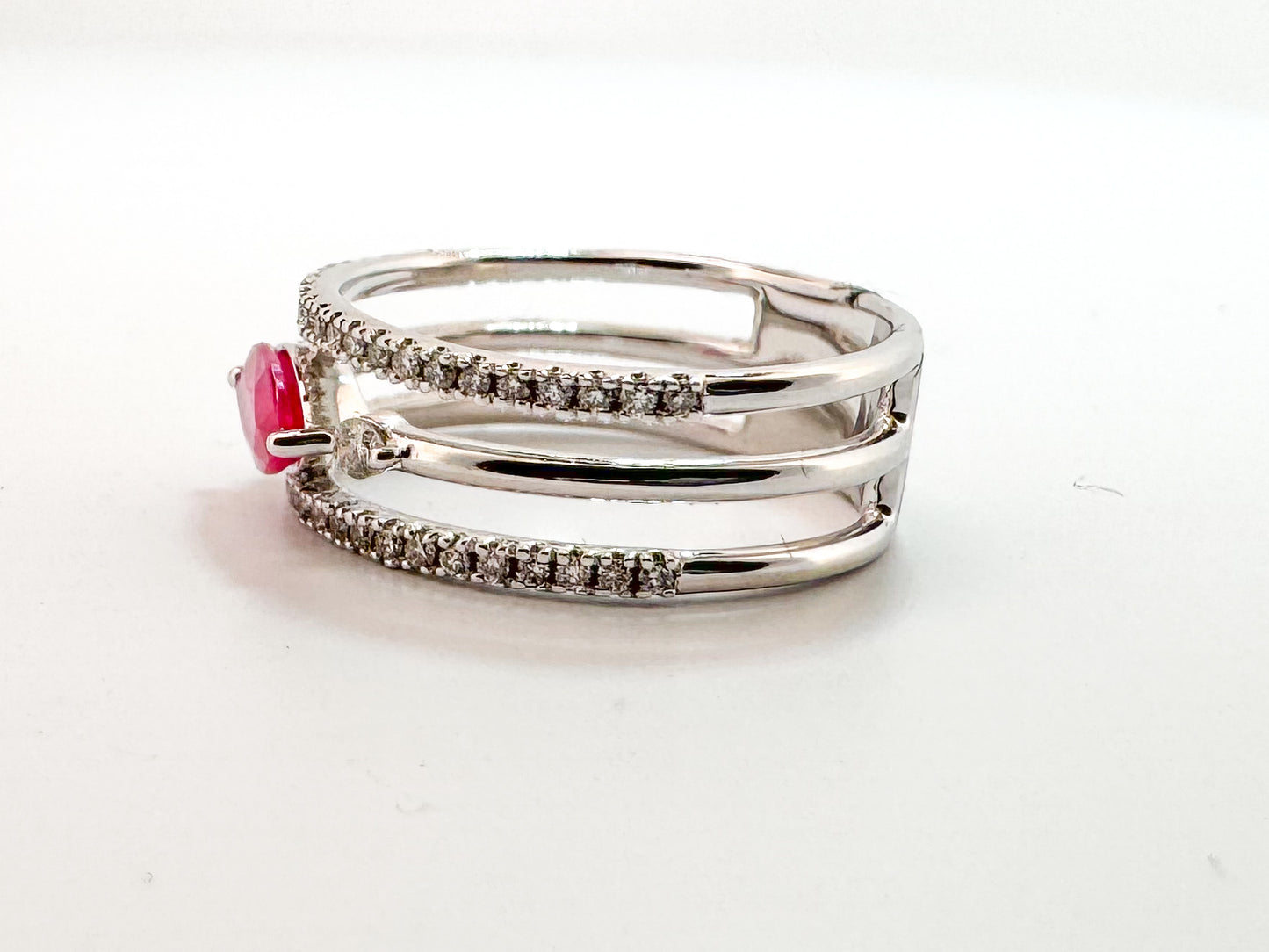 14kw, Ruby and diamond fashion ring.