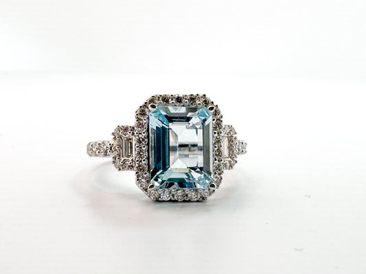 14K, white gold, Aquamarine and diamond fashion ring