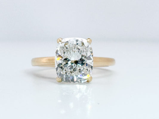 14KY 2.50 Lab grown cushion cut VS2 E IGI certified