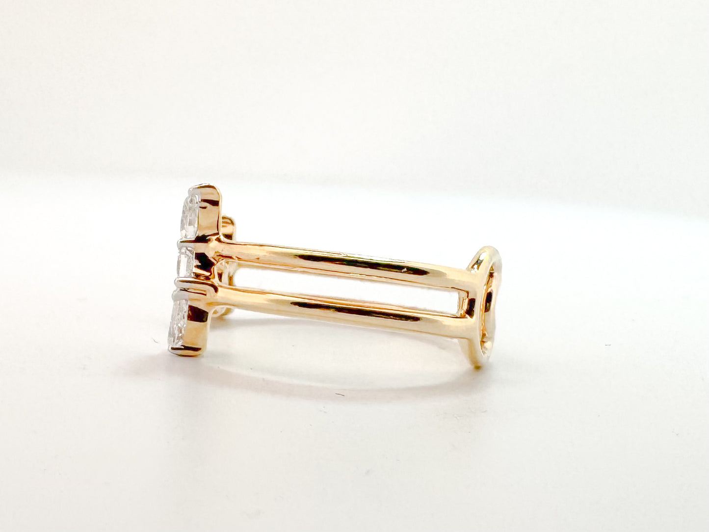 14K, yellow gold .66 dtw open concept fashion diaond ring.