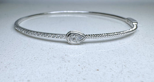 14k white gold pear and round diamond bangle bracelet