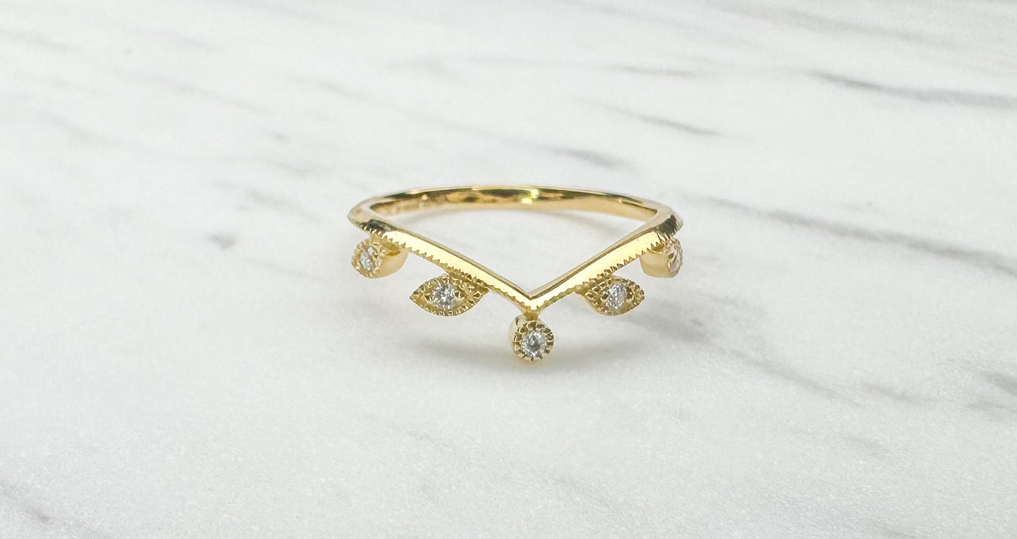 Yellow Gold Leaf Band