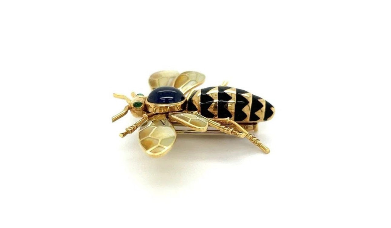 18k, Yellow gold CARTIER, Plique A Jour, Sapphire, Emerald and enamel brooch/Pin "One of a kind"