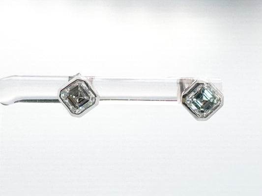 14K,white gold 1.10 diamond total weight Assher cut