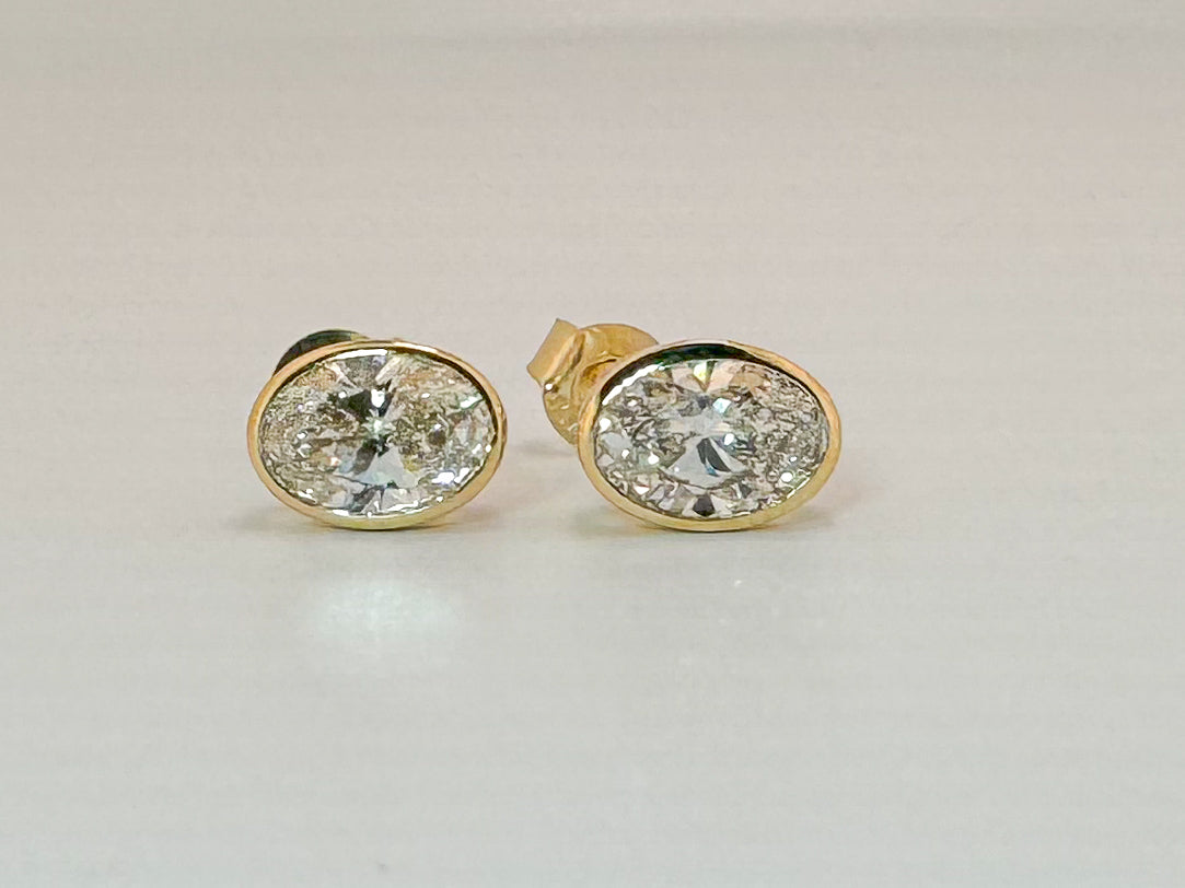 14K yellow gold 2.12 carat total weight oval diamond earrings VS2 F IGI certed