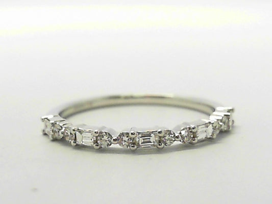.31 ctw round and baguette band
