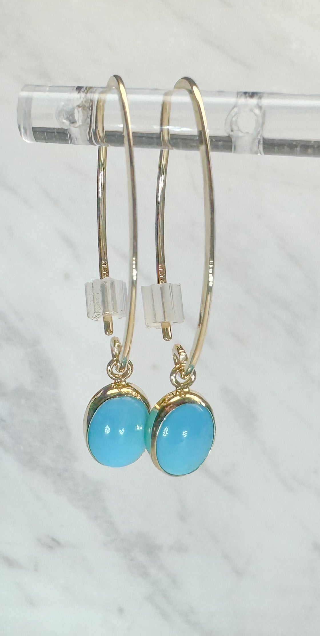 14k, yellow gold Turquoise dangke earrings.