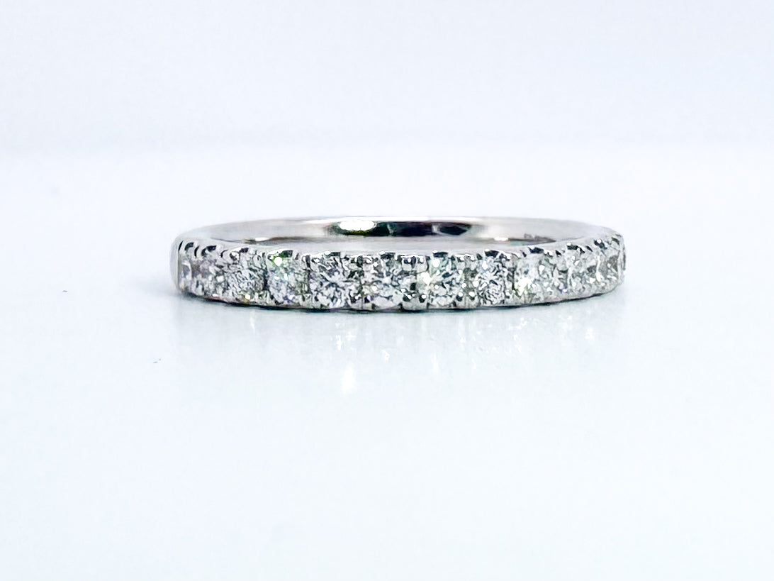 14k, White gold, .25diamond total weight, band