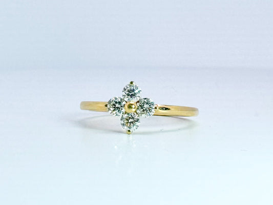 14k yellow gold diamond flower ring