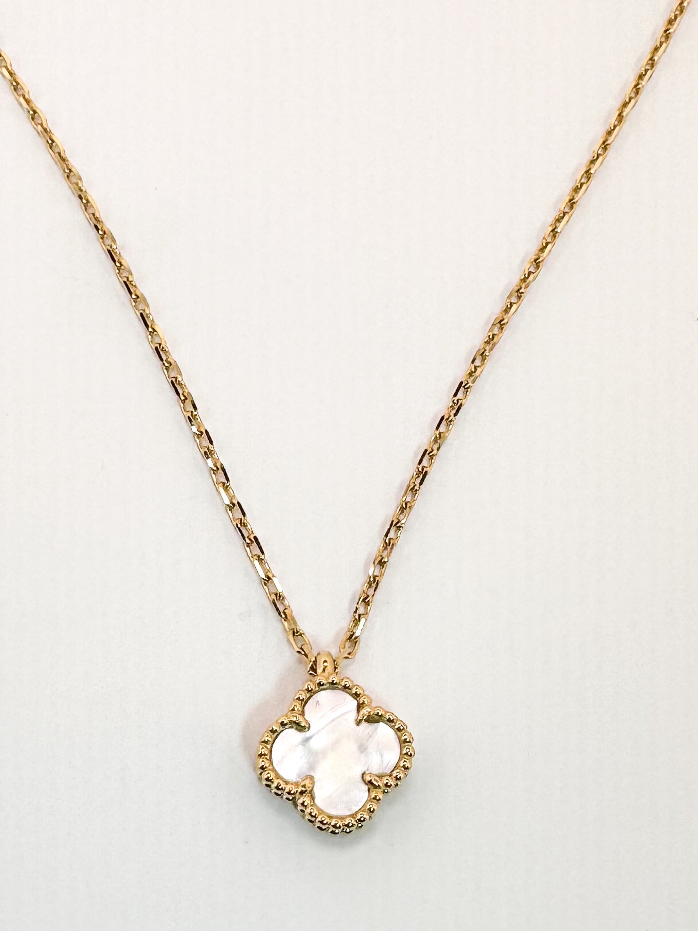 14k, Yellow gold, double side, mother of pearl, alhambra pendant