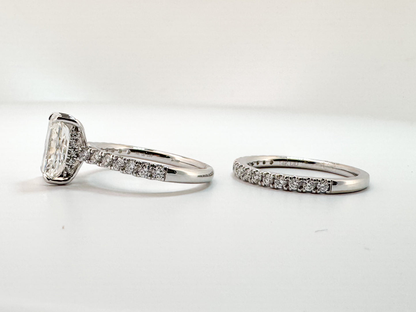14K,White gold, 3.07 carat raident cut diamond wedding set. .68 side diamonds. IGI certified