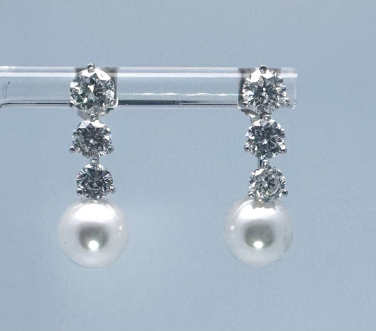 14kw 2.53 diamond total weight with 8.5-9.0mm Akoya AAA pearl earrings.