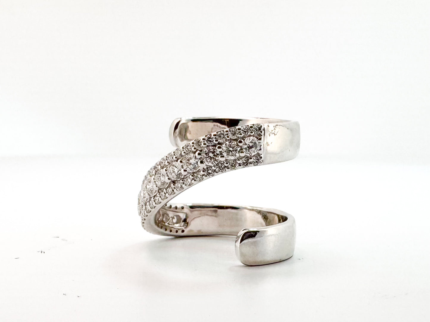 14k, white gold, diamond fashion ring. 1.05 carat total diamond weight.