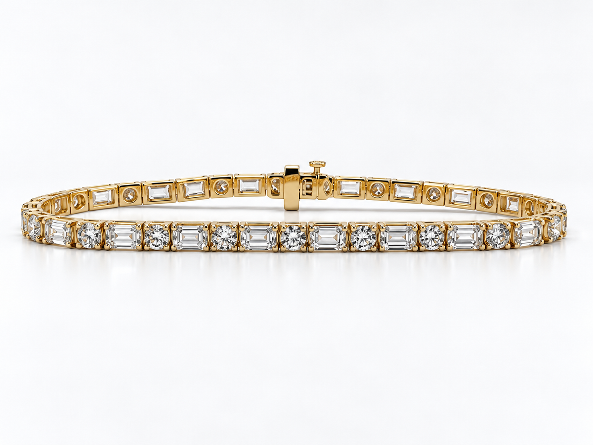 14k, yellow gold,  Emerald cut and round brilliant lab diamond tennis bracelet. 9.60 carats. VS E-F