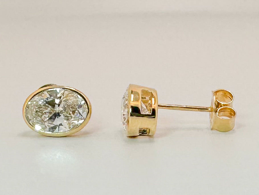 14K yellow gold 2.12 carat total weight oval diamond earrings VS2 F IGI certed