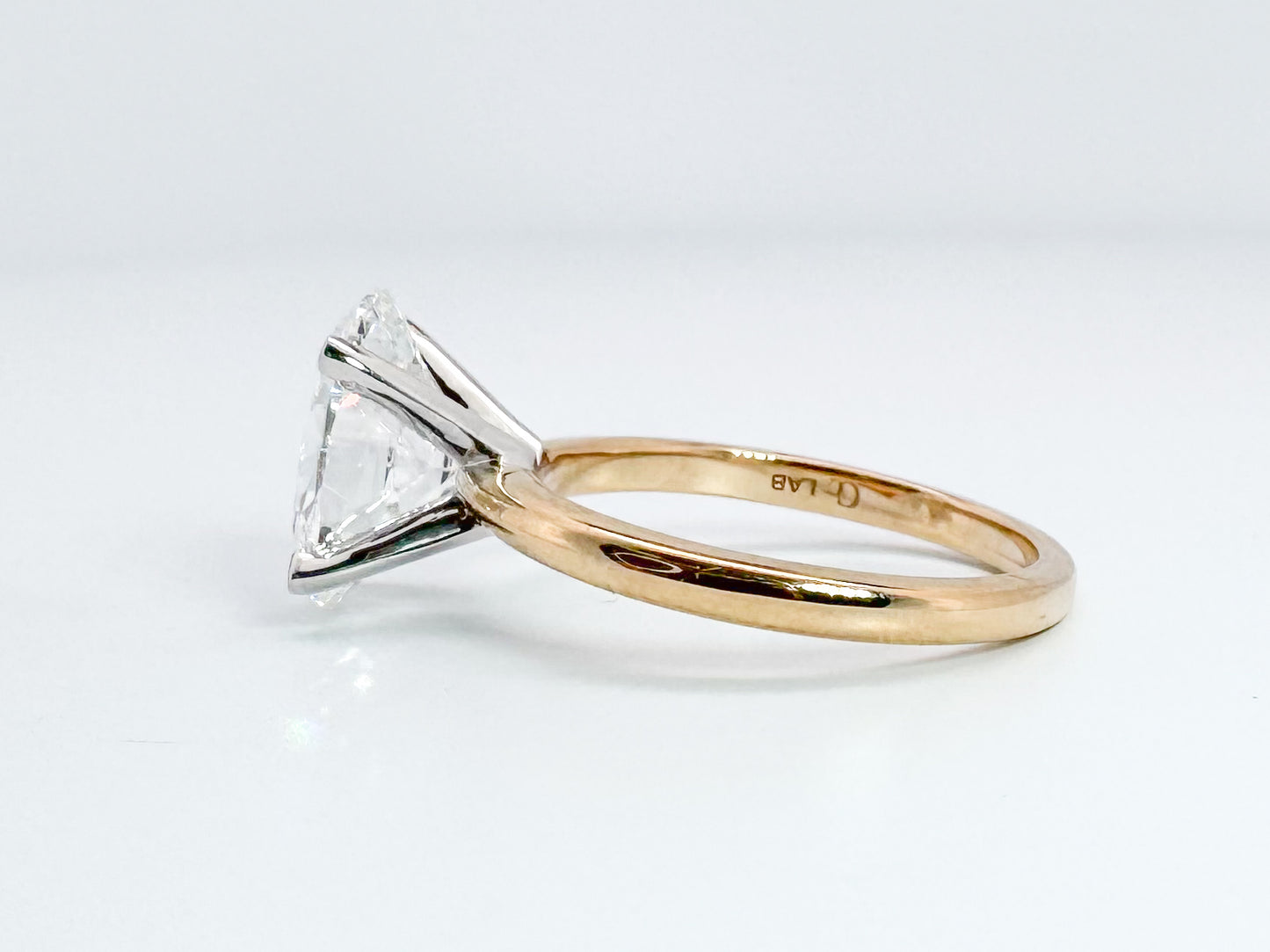 14K 2.56 Lab grown oval solitaire VS1 D IGI LG701502105