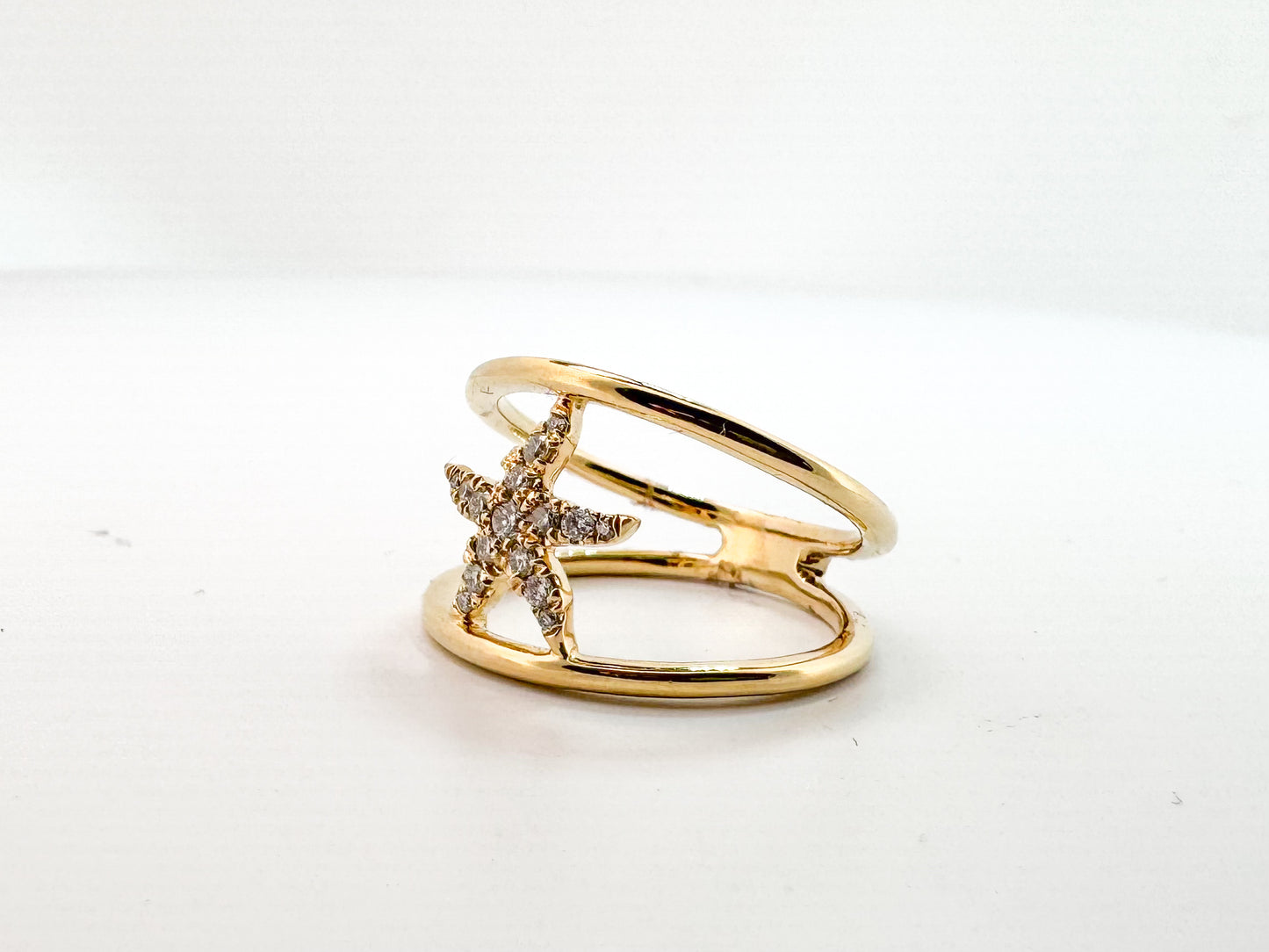 14k, yellow gold, natural diamond star fish fashion ring
