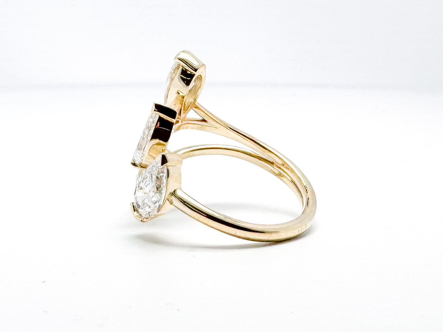 14KY 2.20 carats total weight, open concept fashion ring.