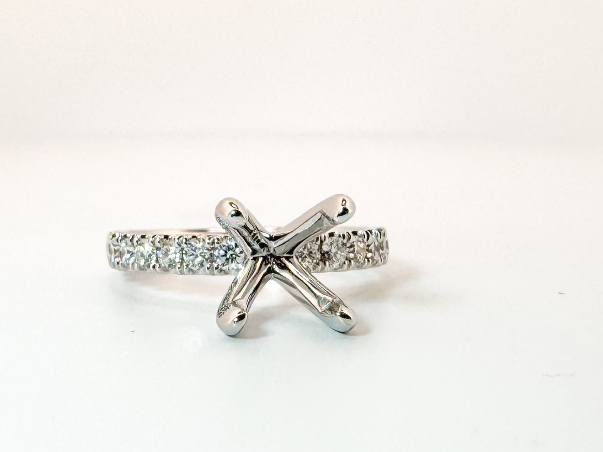 14KW .50 carat total weight, natural diamond semi mount for 8mm stone.