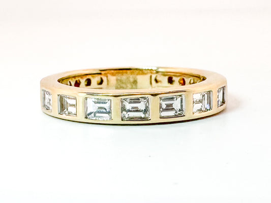 14k, yellow gold .83 dtw VS1 H-I  baguette band