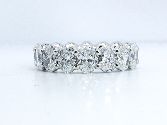 Oval Diamond Band