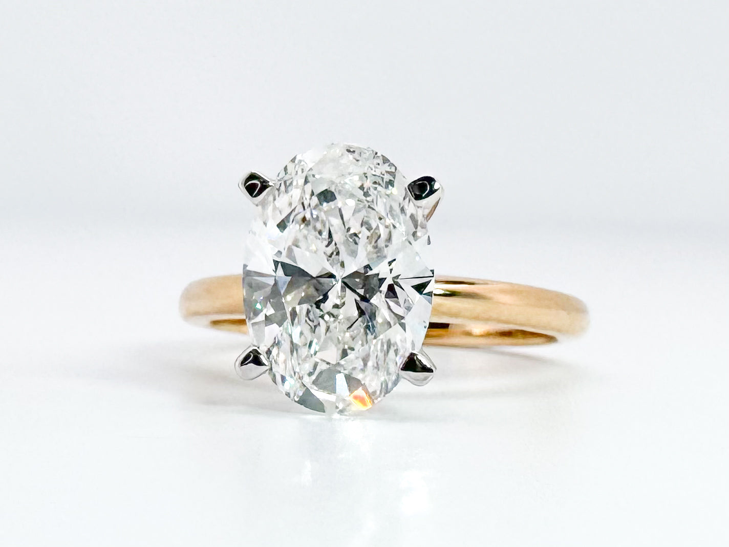 14K 2.56 Lab grown oval solitaire VS1 D IGI LG701502105