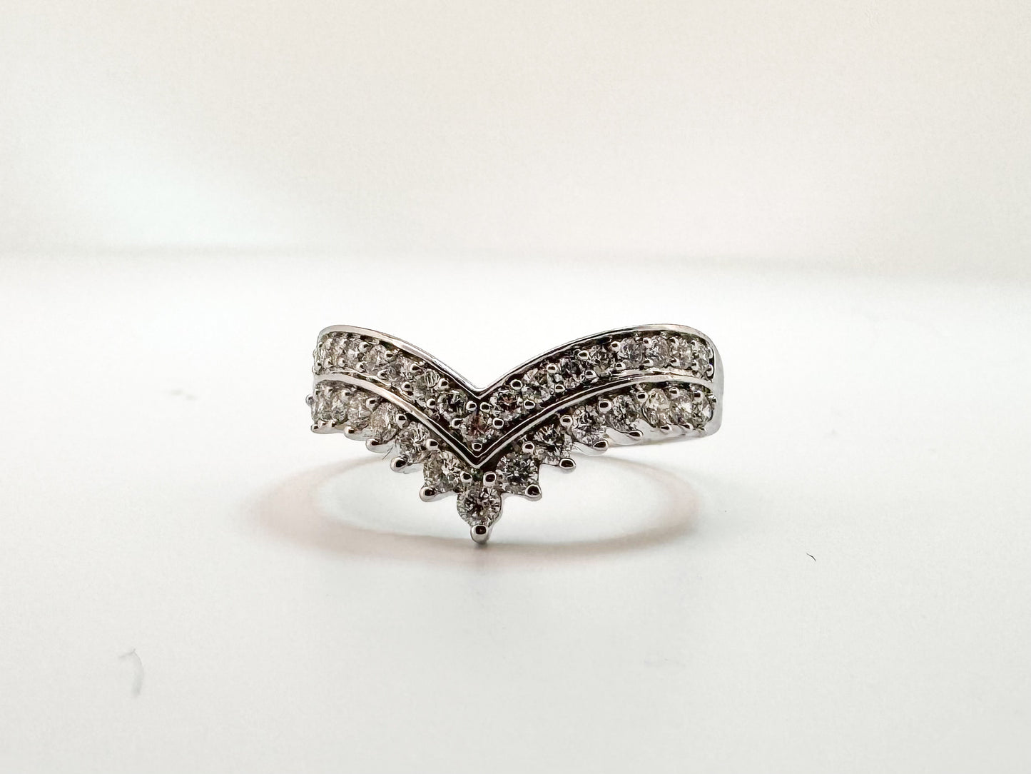 14K, White gold, .50 carat total weight, diamond "V" band